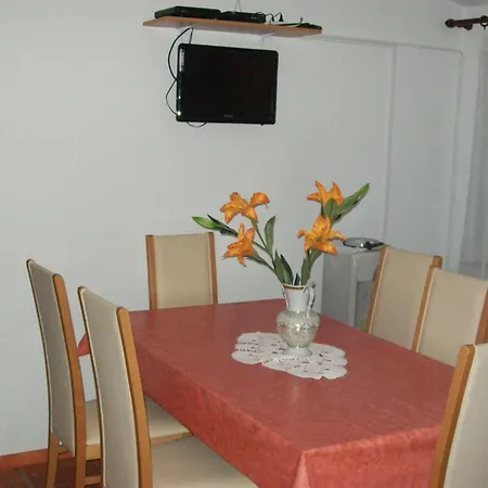 With A Parking Space Starigrad, Paklenica - 14507 شقة ستاريغغاد باكلينتسا