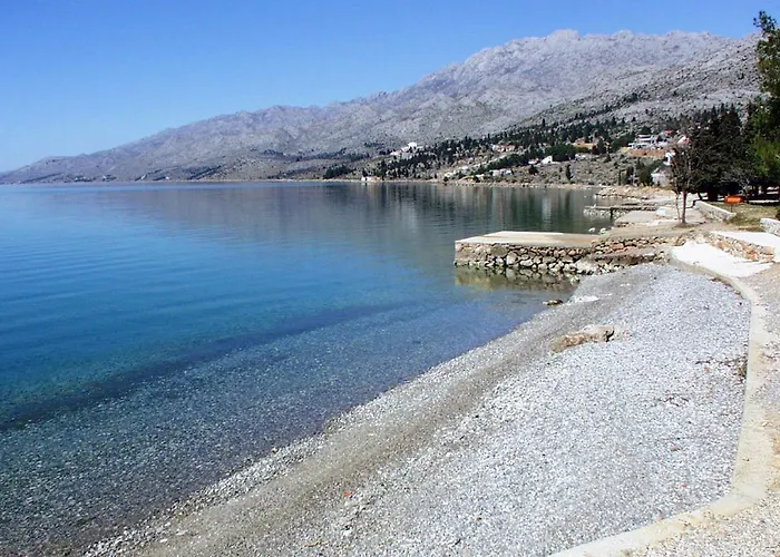 With A Parking Space Starigrad, Paklenica - 14507 *